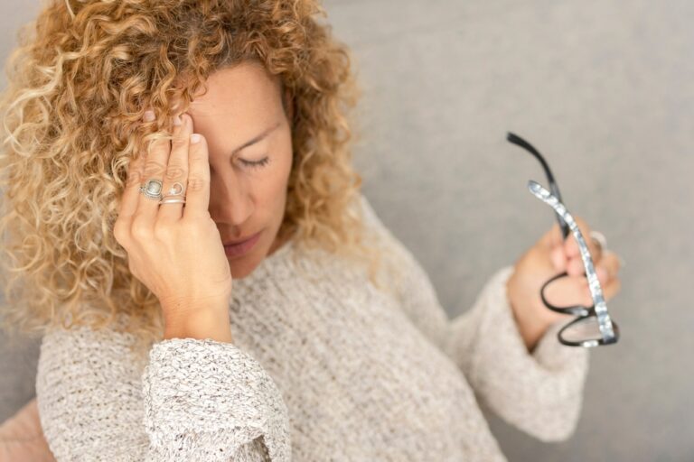 Migraines vs tension headaches