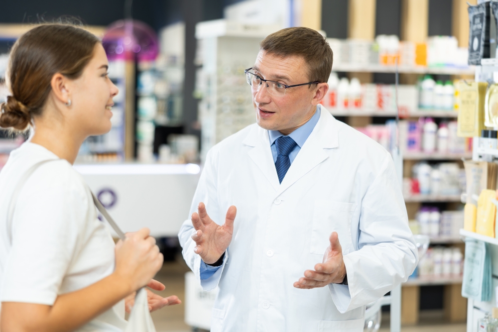 What to Ask Pharmacist When Getting New Prescription